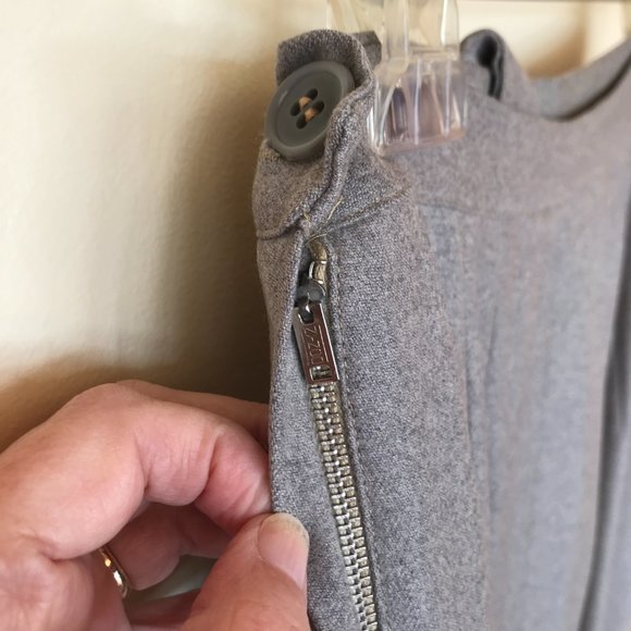 Vintage 1950s Dan Millstein Gray Wool Skirt Suit - Picture 13 of 14